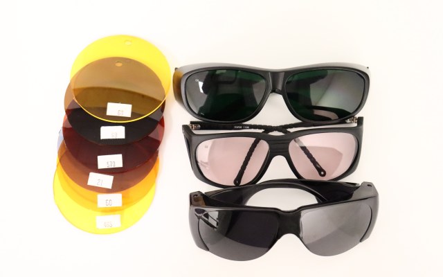 Gaismas absorbcijas filtri